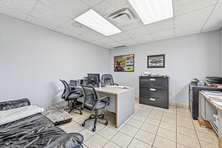 More Photos Of 3835 Mcbean St, Richmond Auto Repair For Sale