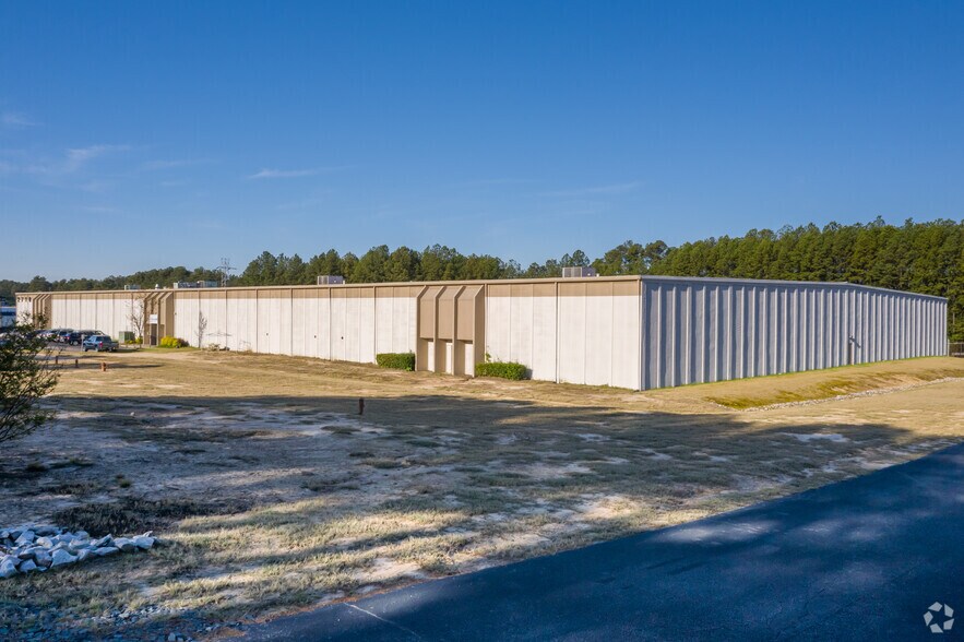 More Photos Of 2710 Weck Dr, Durham Warehouse For Lease