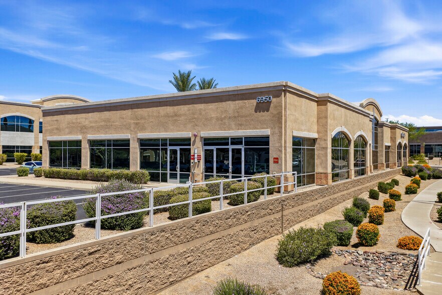 More Photos Of 6950 E Chauncey Ln, Phoenix Medical For Lease