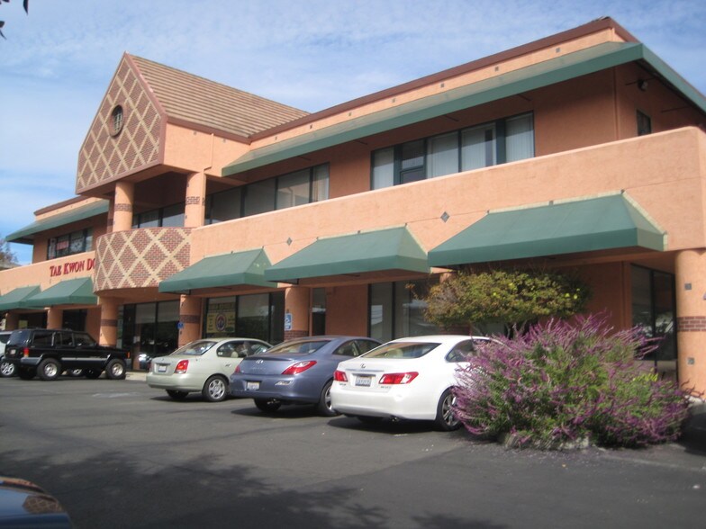 More Photos Of 425 Military East St, Benicia Freestanding For Lease