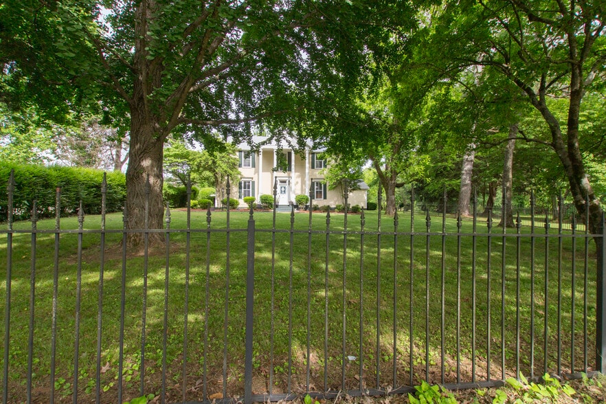 More Photos Of 11556 Highway 231 431 N, Meridianville Lodge Meeting Hall For Sale