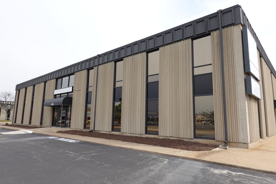 More Photos Of 4190 S Plaza Trl, Virginia Beach Office For Lease