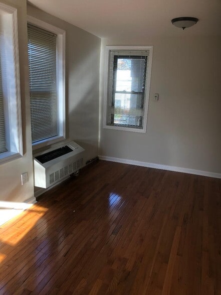 More Photos Of 340 Maple Ave, Westbury Apartments For Sale