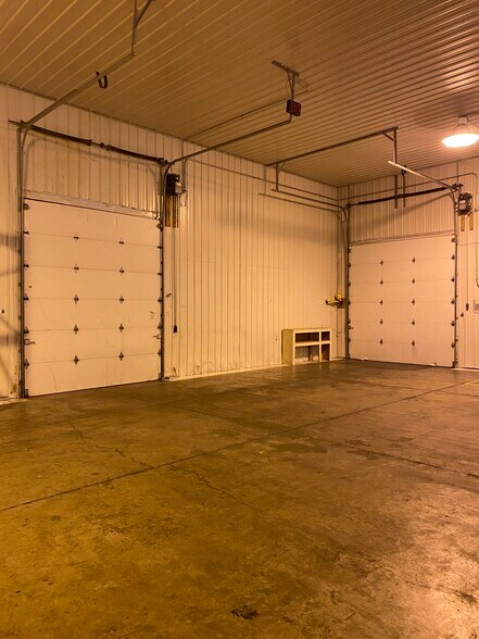 More Photos Of 310 2nd St, Boscobel Warehouse For Lease