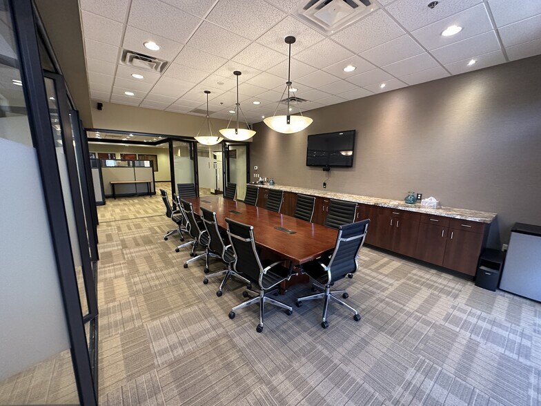 More Photos Of 2239 W Baseline Rd, Tempe Coworking Space
