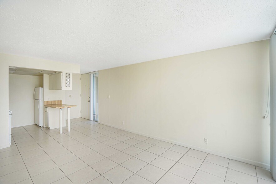 More Photos Of 100 SE 21 St, Fort Lauderdale Apartments For Sale