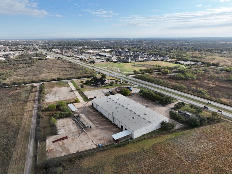 More Photos Of 1980 SW Wilshire Blvd, Burleson Warehouse For Sale