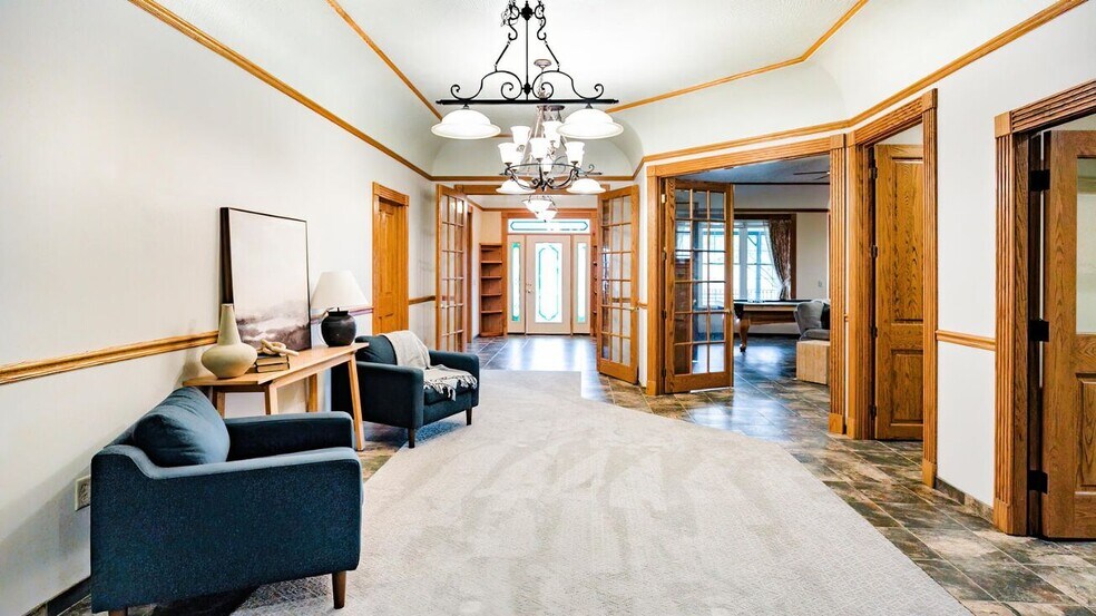 More Photos Of 352 MO-245, Dadeville Horse Stables For Sale
