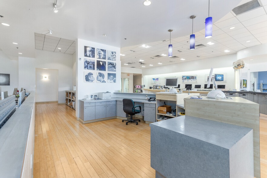 More Photos Of 2991-2995 E White Star Ave, Anaheim Warehouse For Sale