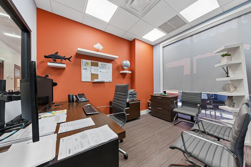 More Photos Of 1590 S Congress Ave, West Palm Beach Medical For Sale