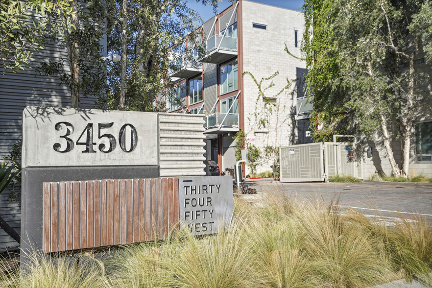 Primary Photo Of 3450 Cahuenga Blvd W, Los Angeles Apartments For Sale