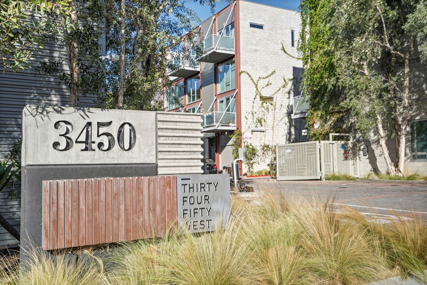 More Photos Of 3450 Cahuenga Blvd W, Los Angeles Office Residential For Lease