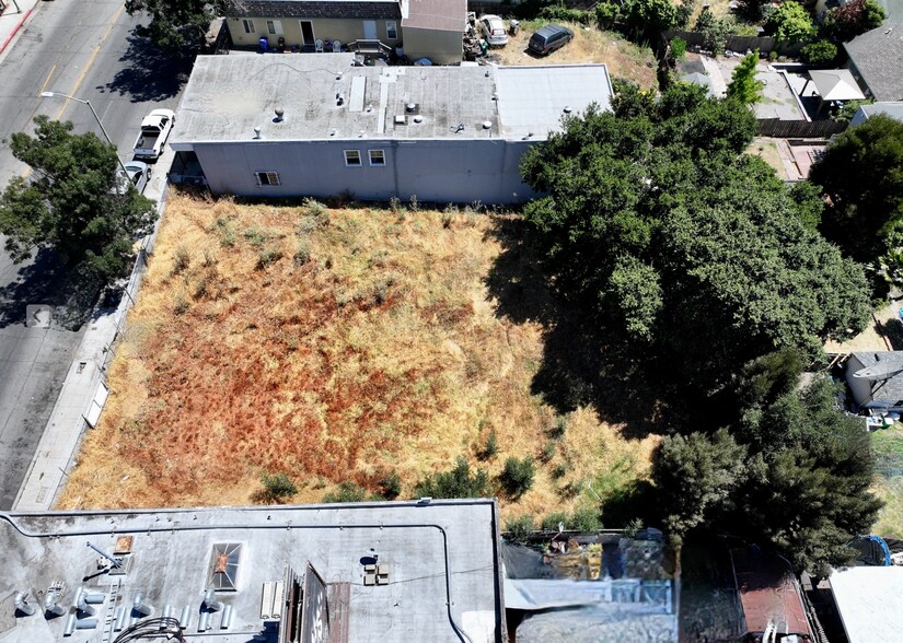 More Photos Of 9811 MacArthur Blvd, Oakland Land For Sale