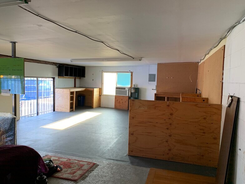 More Photos Of 1861 Main St, San Diego Warehouse For Lease