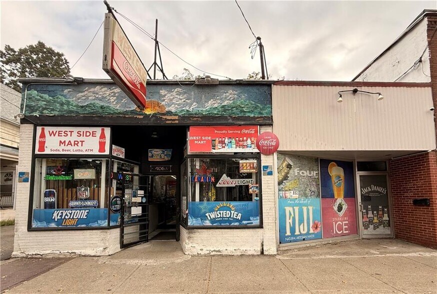 Primary Photo Of 406 Walnut St, Elmira Convenience Store For Sale