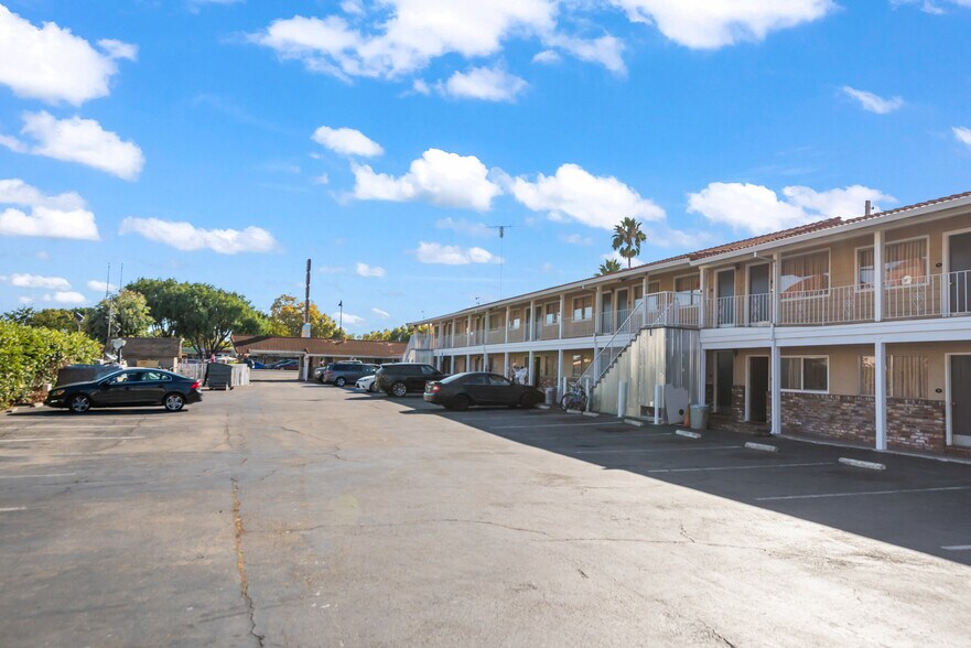 More Photos Of 2465 El Camino Real, Santa Clara Hotel For Sale