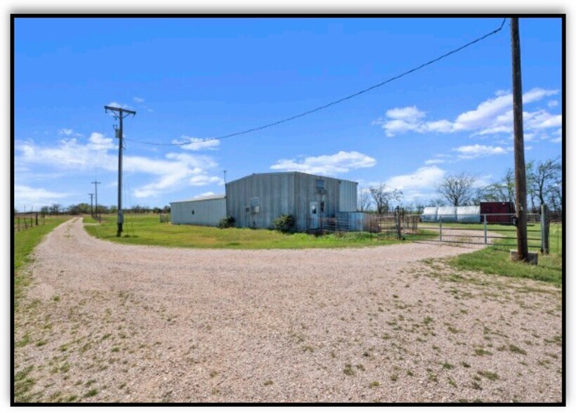 More Photos Of 700 Hwy 183, Briggs Land For Sale
