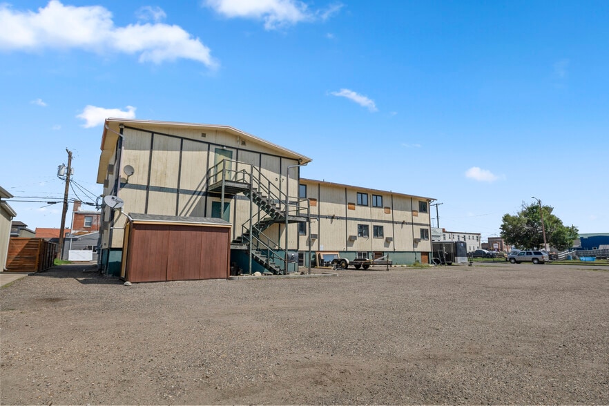 More Photos Of 537 2nd St, Havre Hotel For Sale