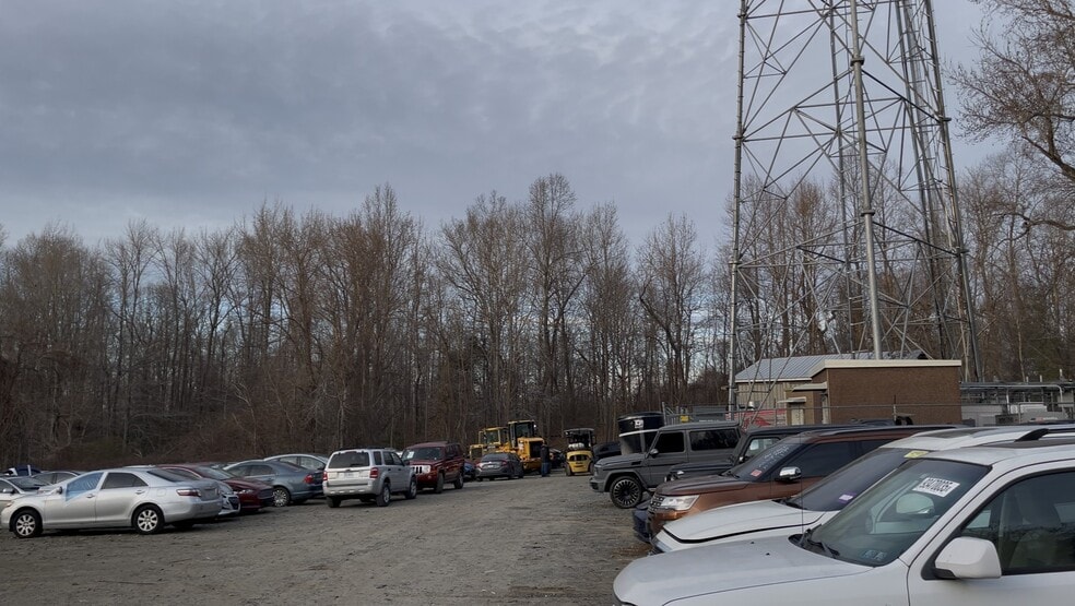 More Photos Of 6269 Caledon Rd, King George Auto Salvage Facility For Sale