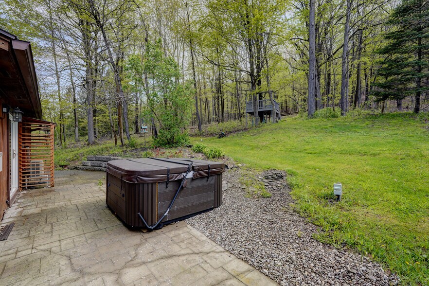 More Photos Of 5685 County Road 33, Canandaigua Specialty For Sale