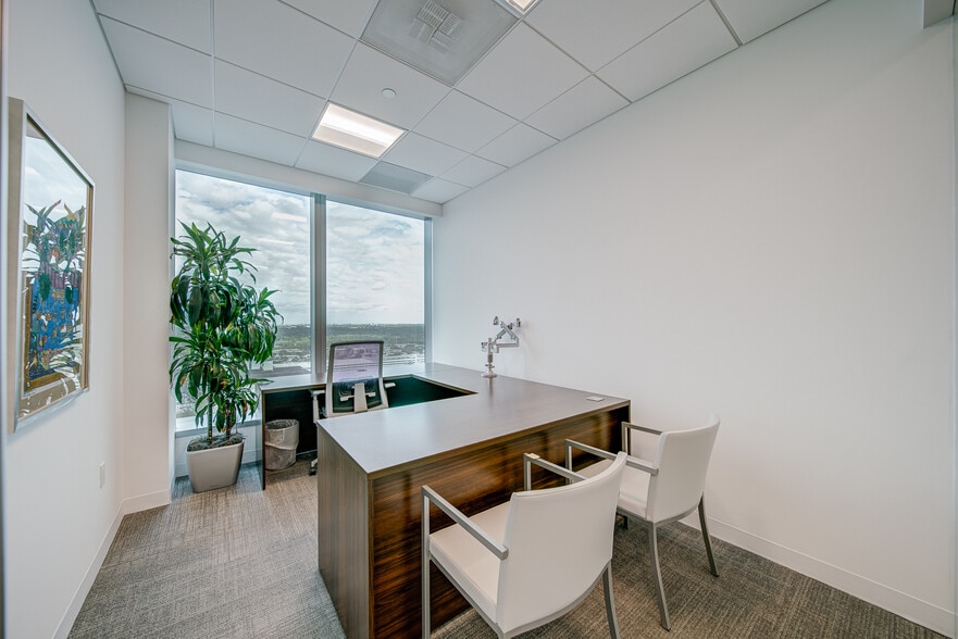 More Photos Of 8950 SW 74th Ct, Miami Medical For Lease
