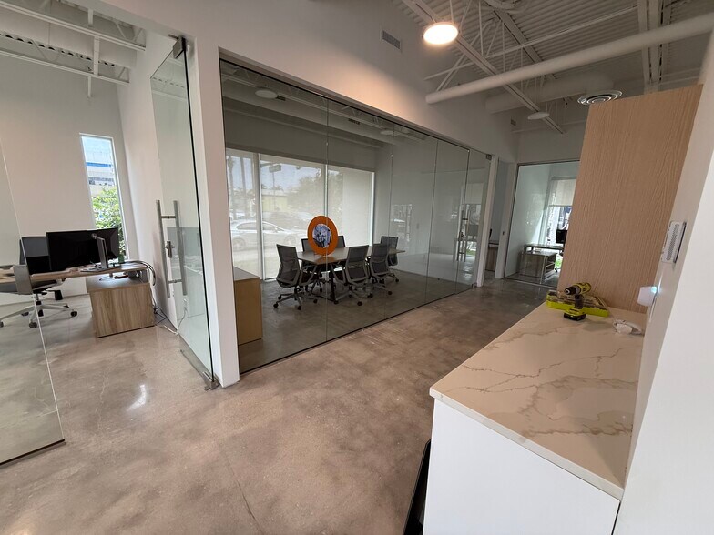 More Photos Of 406 Lucerne Ave, Lake Worth Beach Office For Lease