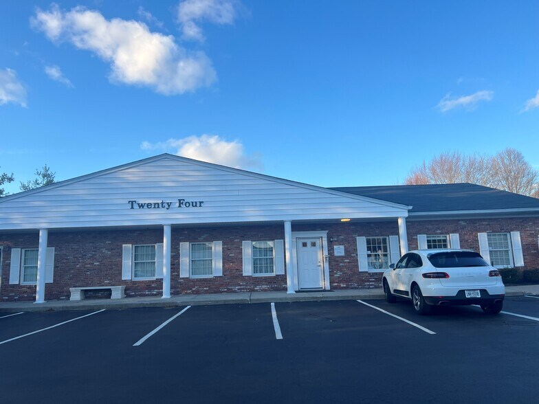 More Photos Of 24-26 Nesconset-Port Jefferson Rd, Stony Brook Medical For Sale