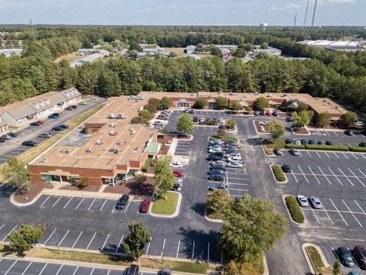 More Photos Of 1807 Huguenot Rd, Midlothian Medical For Lease