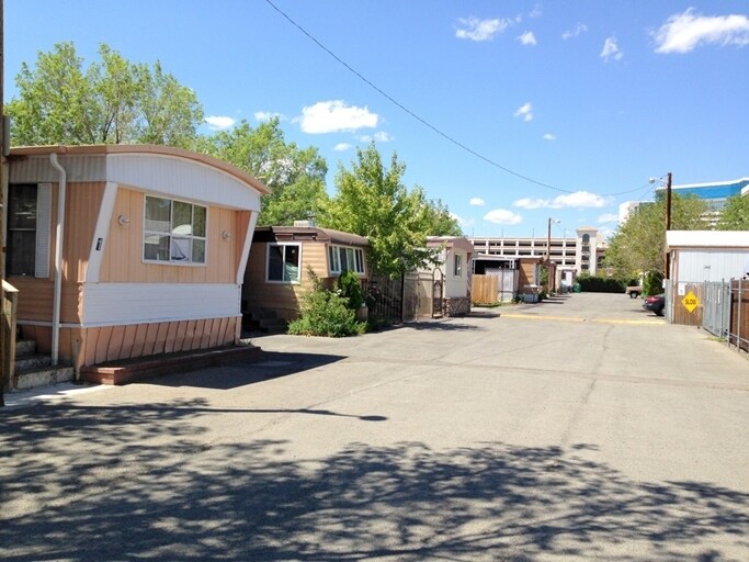 More Photos Of 2835 Wrondel Way, Reno Manufactured Housing Mobile Home Park For Sale