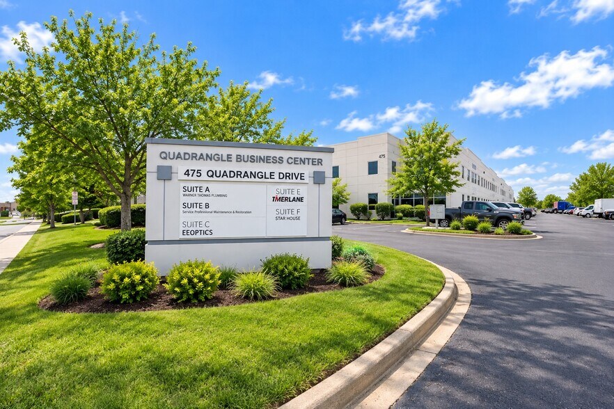 More Photos Of 475 Quadrangle Dr, Bolingbrook Warehouse For Lease