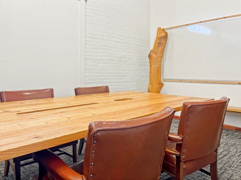 More Photos Of 602 S Main St, Gainesville Coworking Space