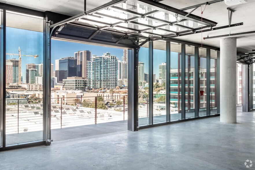 More Photos Of 845 15th St, San Diego Office For Lease
