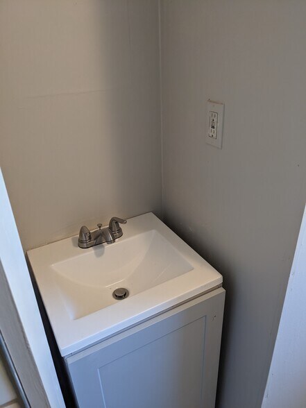 More Photos Of 2066 Robin St, Lakewood Apartments For Sale