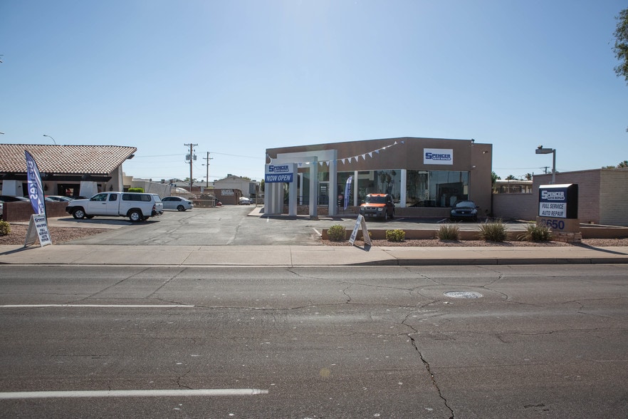 More Photos Of 2650 N Scottsdale Rd, Tempe Auto Dealership For Sale
