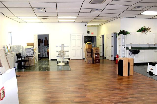 More Photos Of 2346 Winchester Ave, Ashland Freestanding For Sale