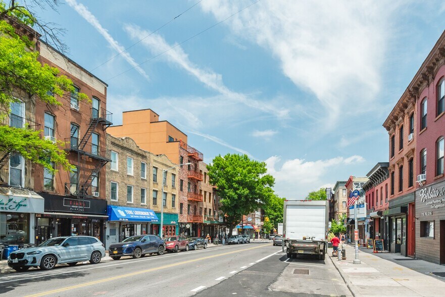 More Photos Of 390 5th Ave, Brooklyn Apartments For Sale