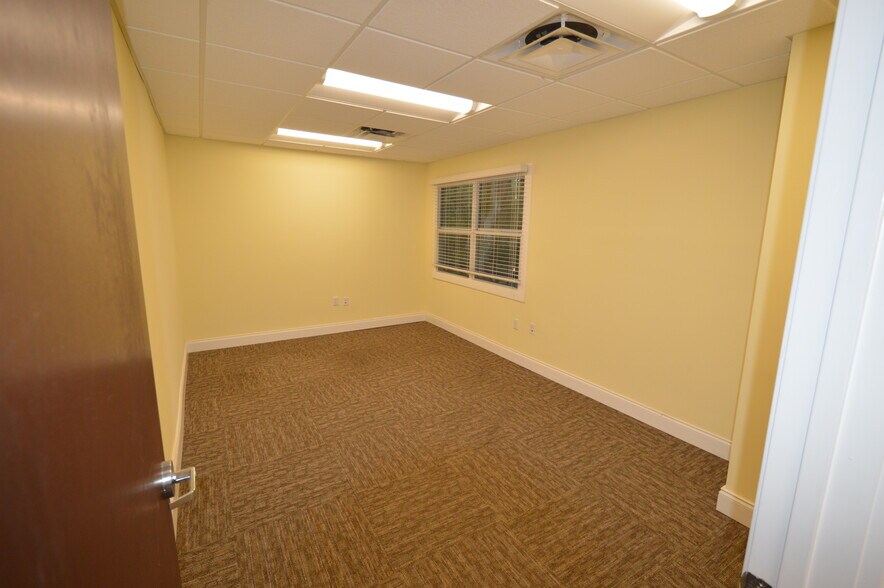 More Photos Of 1232-1238 N University Dr, Plantation Office For Lease
