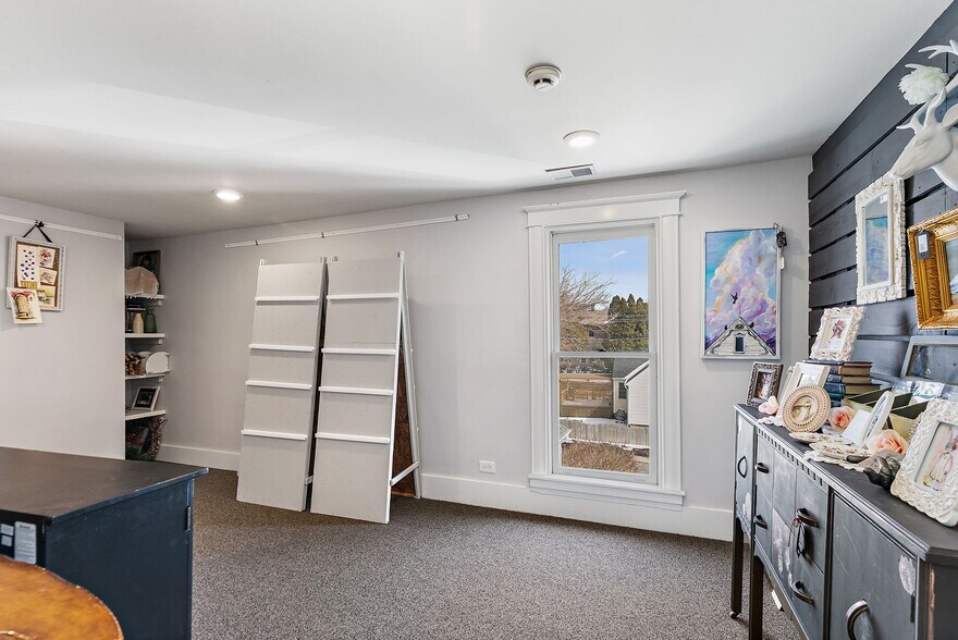More Photos Of 303 N Main St, Elburn General Retail For Sale