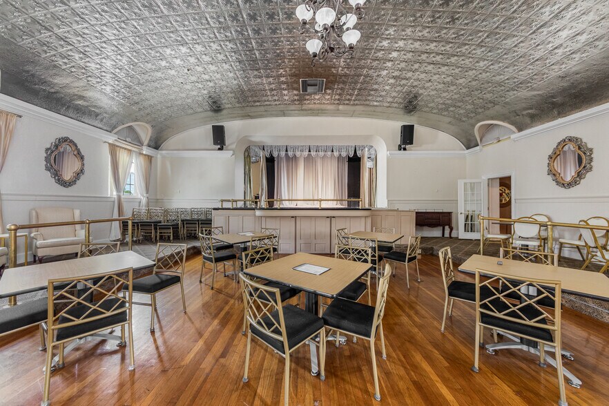More Photos Of 525 Caroline St, Fredericksburg Lodge Meeting Hall For Lease