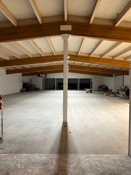 More Photos Of 735 Stocker Rd, Big Bear Lake Storefront Retail Office For Lease