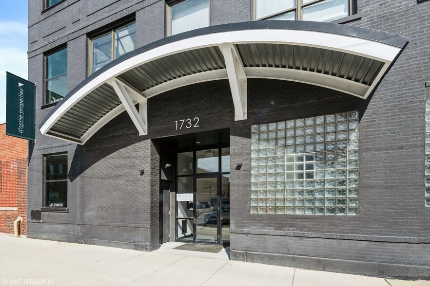 More Photos Of 1732-1734 W Hubbard St, Chicago Loft Creative Space For Lease