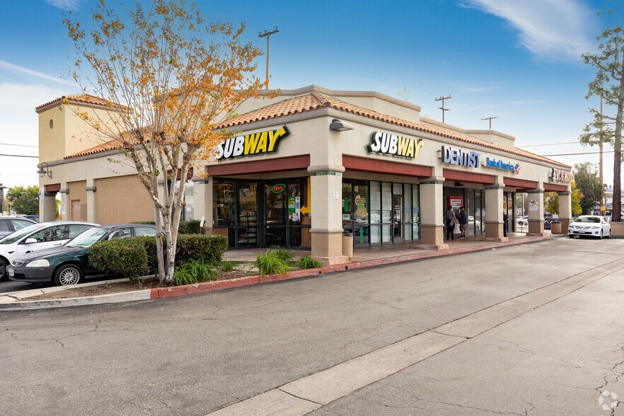 More Photos Of 19301-19371 Saticoy St, Reseda Unknown For Lease
