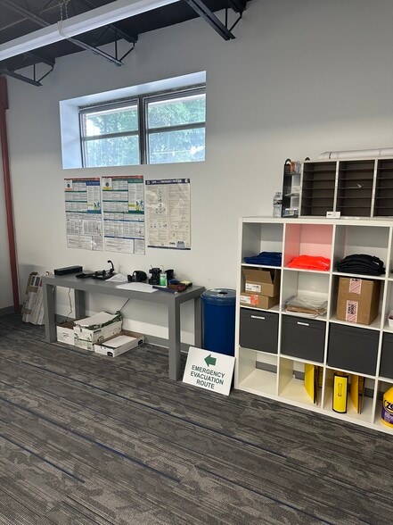 More Photos Of 2136 Remount Rd, Charlotte Loft Creative Space For Lease