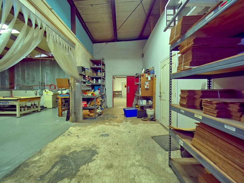 More Photos Of 1451 E Jefferson St, Brooksville Flex For Lease