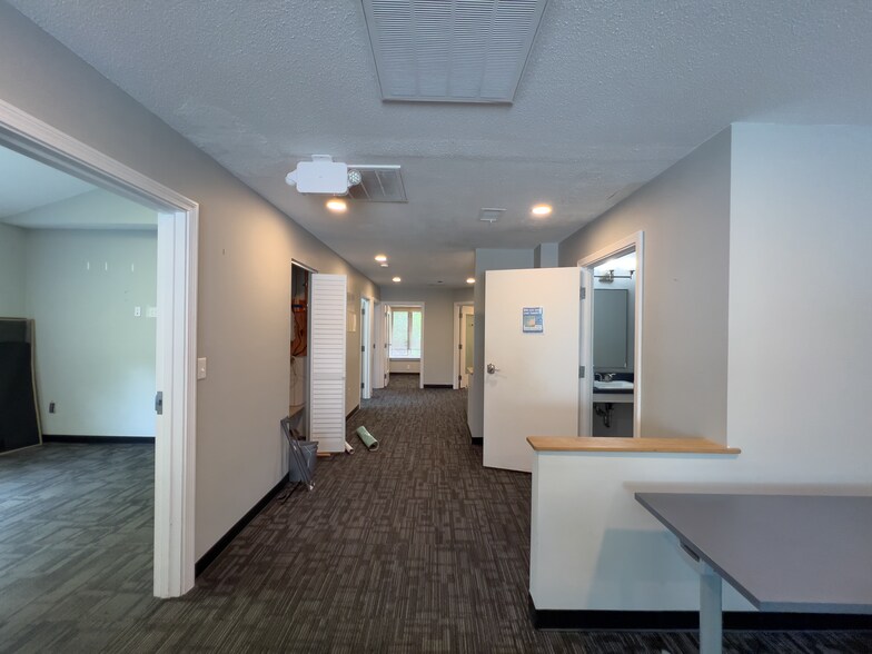 More Photos Of 210 Whiting St, Hingham Office For Lease