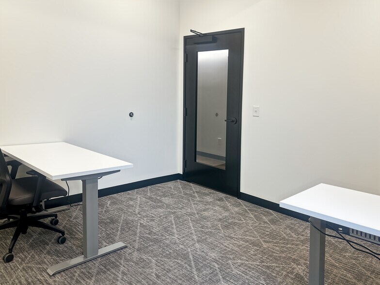 More Photos Of 863 Massachusetts Ave, Indianapolis Coworking Space