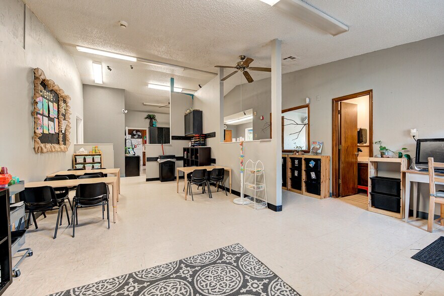 More Photos Of 11801 Southwood Dr, Oklahoma City Daycare Center For Sale