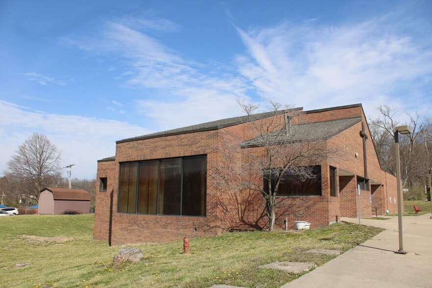 More Photos Of 4300 Parvin Rd, Kansas City Religious Facility For Sale