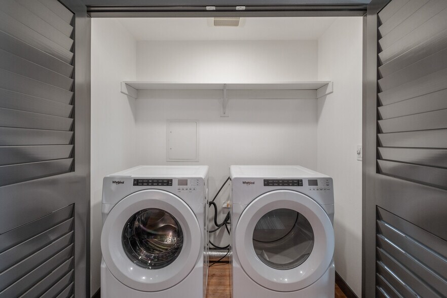 More Photos Of 1505 SW 107th St, Seattle Apartments For Lease