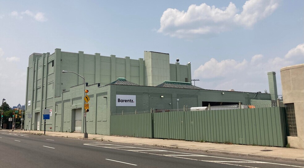 More Photos Of 529-545 Raymond Blvd, Newark Warehouse For Lease